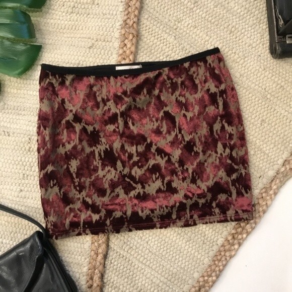 Solemios Dark Red Stretch Mini Skirt Velvet Fabric Micro Mini Burn Out - Picture 1 of 7